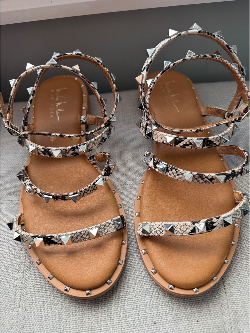 Nicole Miller New York Snake Print Studded Flat Sandals Size 8